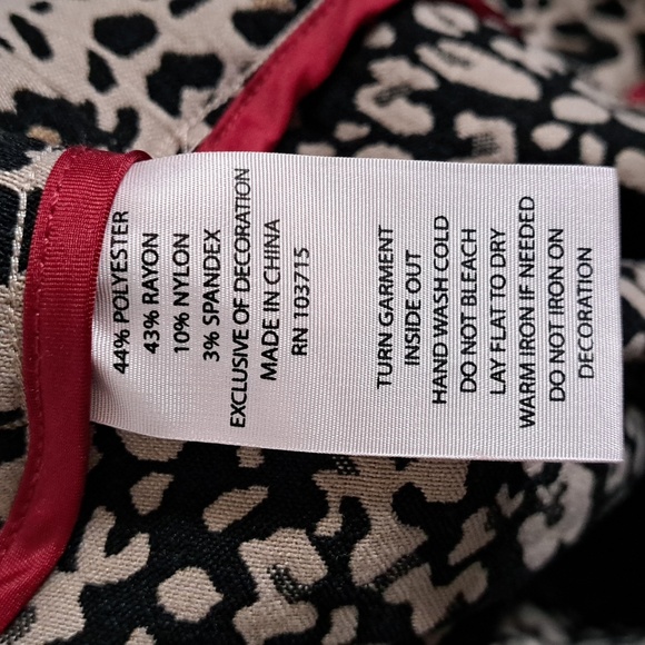 Nannette Lepore Pull On Slim Ankle Pants with Front Ankle Slits - Picture 11 of 11